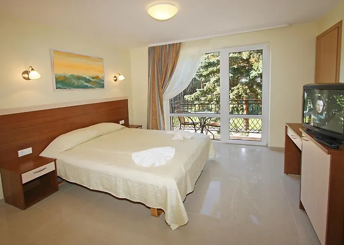 בית הארחה Medus פלאנגה