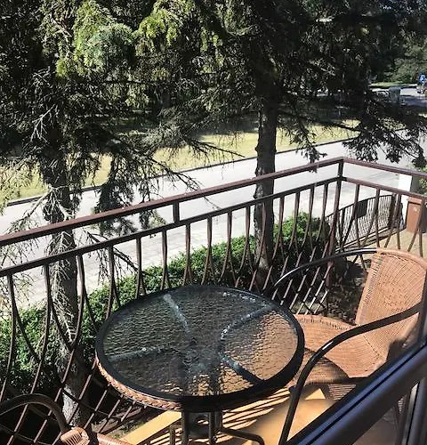 בית הארחה Medus פלאנגה