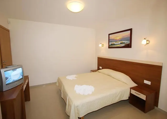 בית הארחה Medus 3*